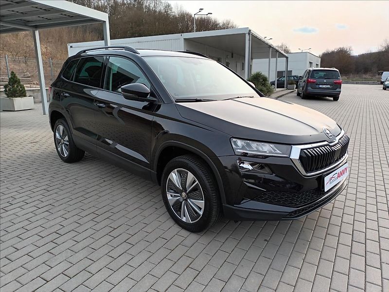Škoda Karoq 1,5 TSI,110KW,DSG,RADAR - fotka 3 z 41
