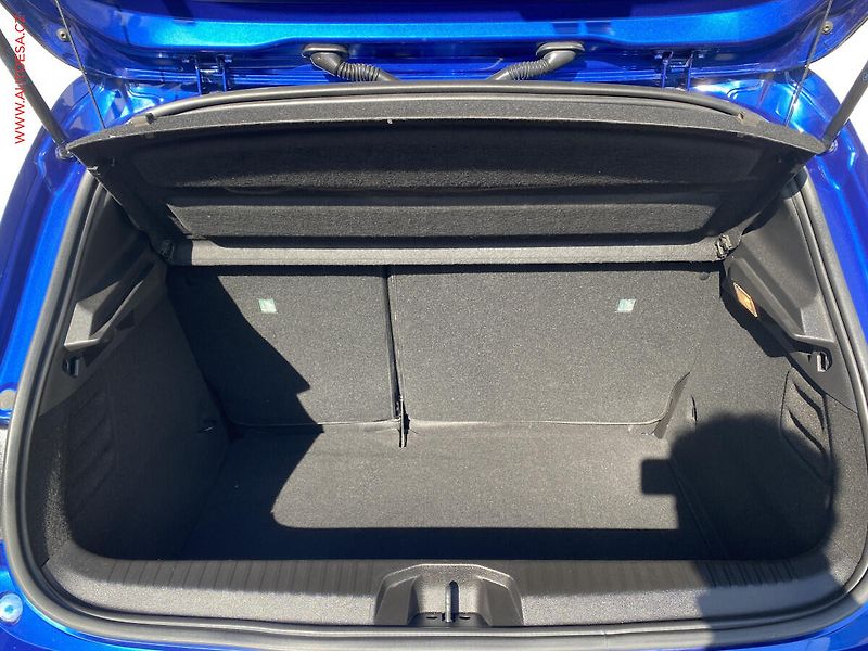 Renault Clio (2020) 1.0 TCe, RS Line, LED, navi - fotka 7 z 18