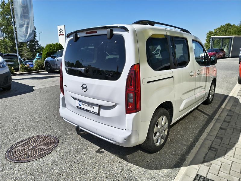 Opel Combo 1,5 CDTi Elegance Plus 96kw - fotka 3 z 17