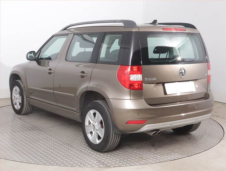 Škoda Yeti (2014) 1.4 TSI, Automat, Serv.kniha - fotka 4 z 17