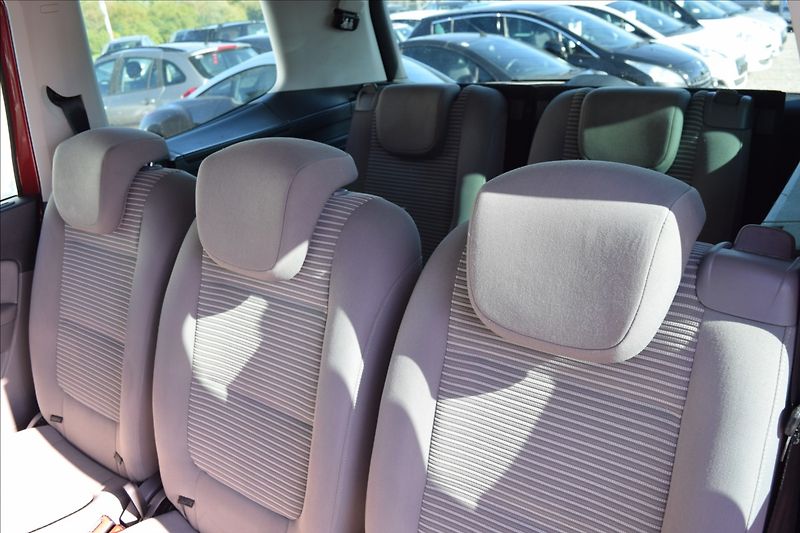 Seat Alhambra 1,4 TSi 110KW KLIMA NOVÁ NÁPLŇ - fotka 20 z 48