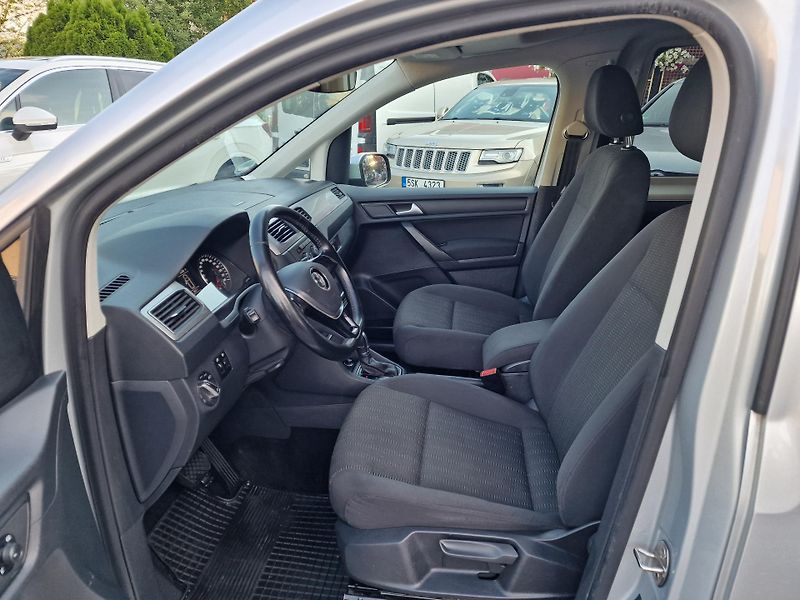 Volkswagen Caddy MAXI 2,0TDI 7MÍST NAVIGACE  - fotka 7 z 21