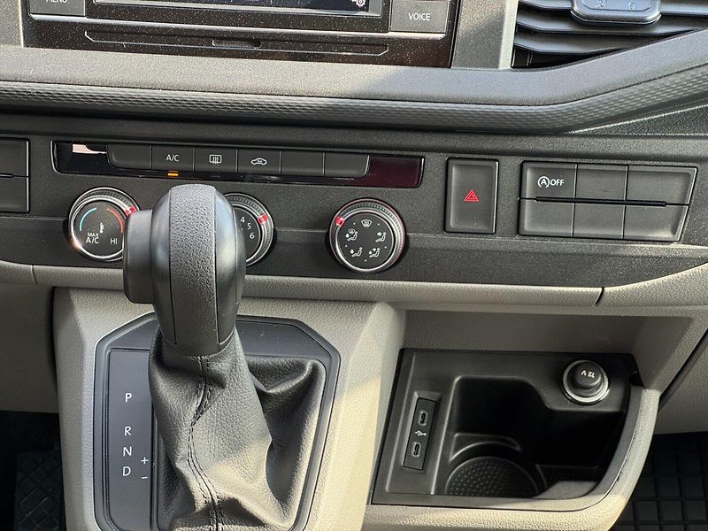 Volkswagen Transporter (2022) LR 2.0 TDI 103kW 4Motion - fotka 25 z 34