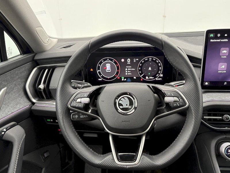 Škoda Kodiaq (2024) DSG 2.0 TDI / 142 kW / 4x4 / E - fotka 6 z 32