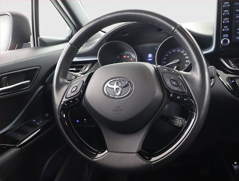 Toyota C-HR (2021) Style 1.8 Hybrid - fotka 14 z 22