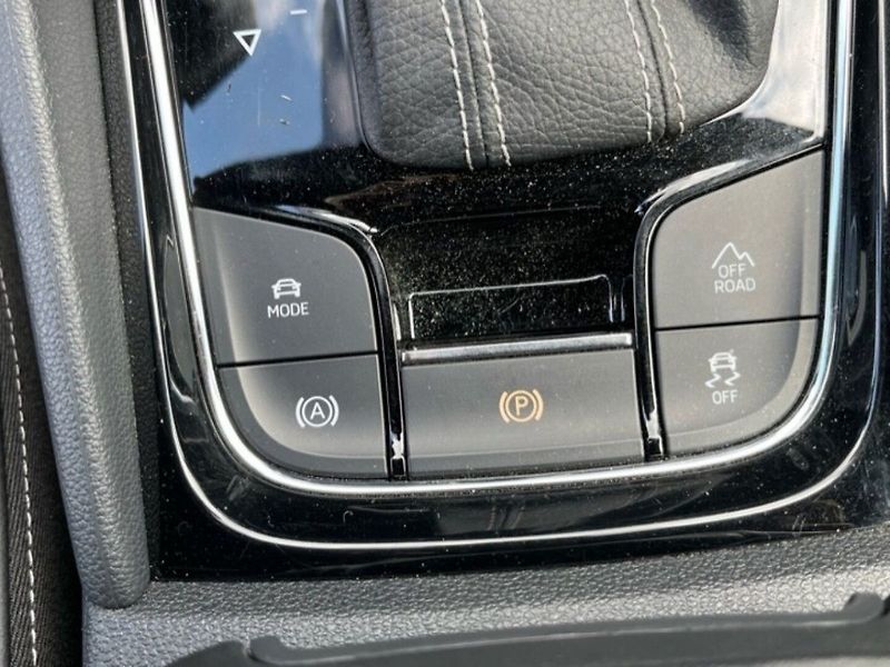 Škoda Kodiaq 2.0D,147KW,4X4,1MAJ,CZ,DPH,SER - fotka 18 z 26