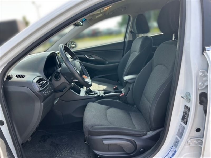 Hyundai i30 1,0 TGDI 120 Smart - fotka 7 z 11