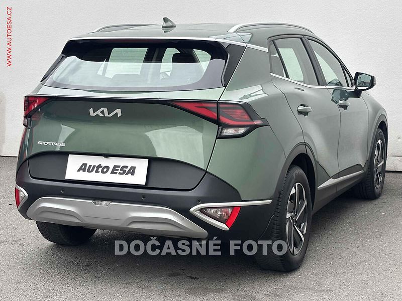 Kia Sportage (2023) 1.6 T-GDi 4X4, 2.maj,ČR - fotka 4 z 16