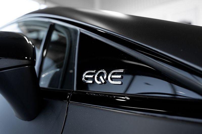 Mercedes-Benz EQE 53 AMG 4MATIC*hyperscreen MBUX - fotka 5 z 29