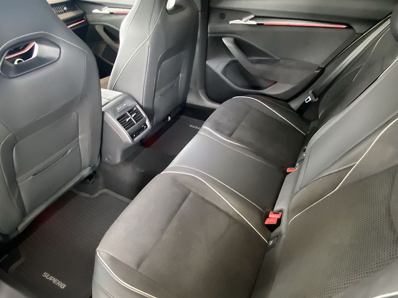 Škoda Superb (2026) Combi 2,0 TDI 110 kW DSG Sport - fotka 7 z 25