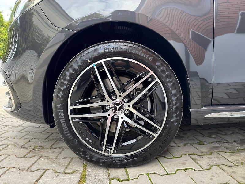 Mercedes-Benz Třídy V V300D-4M-AMG-AVANTG-R19-ČR-NOV - fotka 35 z 35