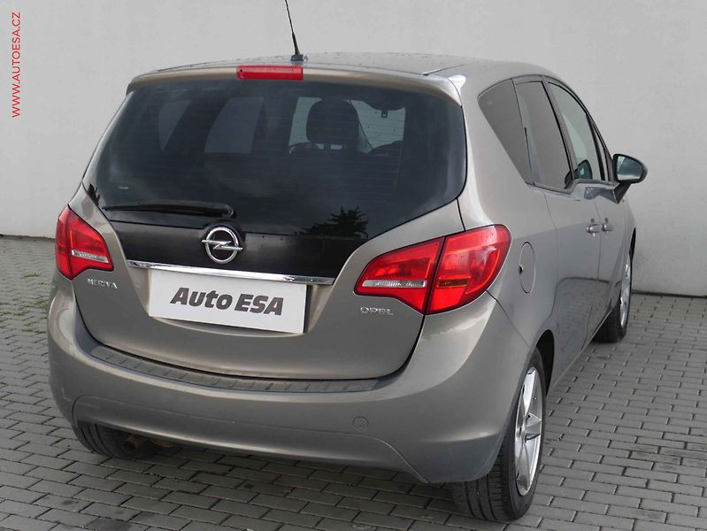 Opel Meriva (2010) 1.4i, 1.maj,ČR, AC, temp - fotka 4 z 18
