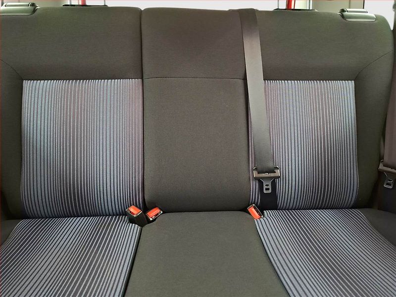 Ford Fusion (2011) 1.4, po STK, zamluveno - fotka 10 z 13