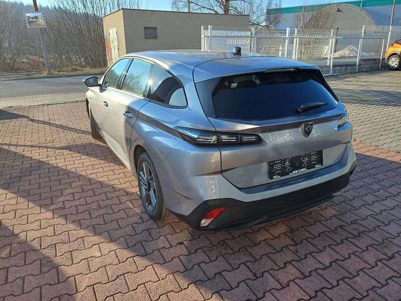 Peugeot 308 (2026) SW STYLE Hybrid 145 e-DCS6 - fotka 7 z 25