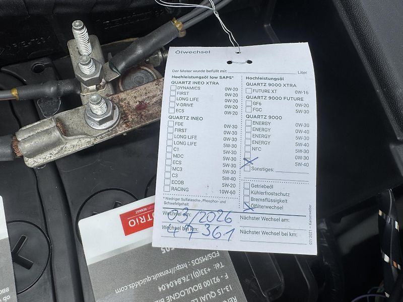 Renault Mégane (2009) 1.6-16V,rezervace  - fotka 32 z 40