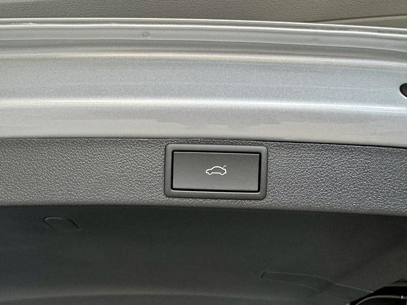 Škoda Octavia (2024) SCOUT 2,0Tdi 147kw-4x4 Panoram - fotka 33 z 36