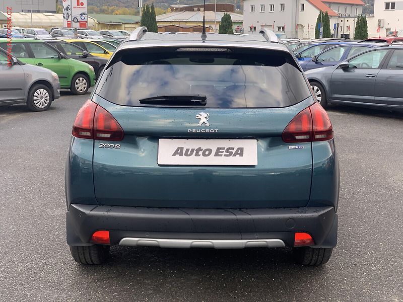 Peugeot 2008 (2016) 1.6 HDi, 1.maj,ČR, Allure - fotka 5 z 18