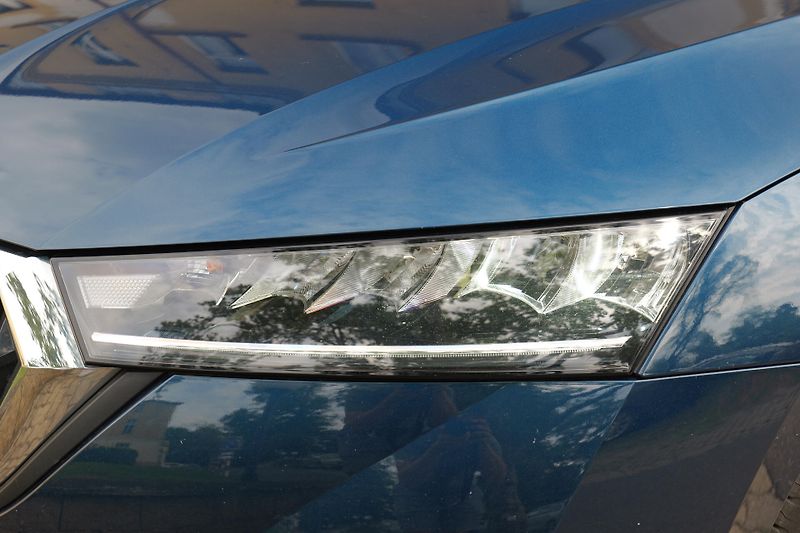 Škoda Octavia 1.5TSI Kam Ad.Temp. KESSY Taž - fotka 11 z 43