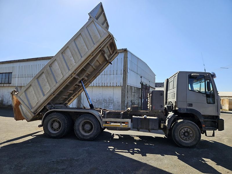 Iveco Trakker (1999) 3 STRANNÝ SKLÁPĚČ 6X4 - fotka 6 z 15
