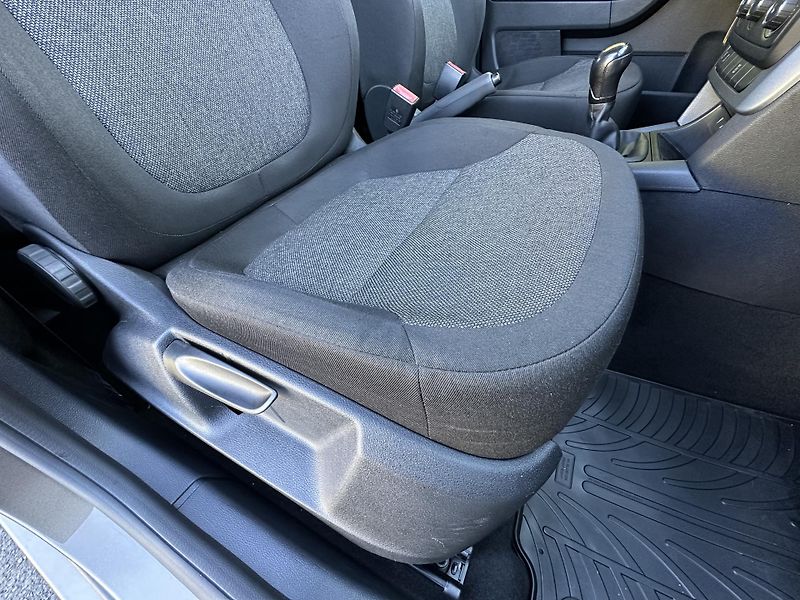 Škoda Yeti (2016) 1.2TSI/81kW *KLIMA* TZ  - fotka 16 z 32