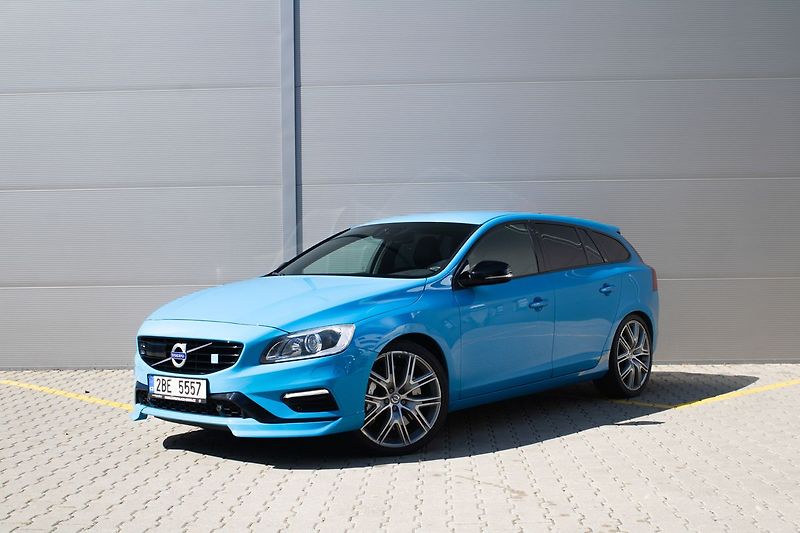 Volvo V60 Polestar* nebourané - fotografie inzerátu