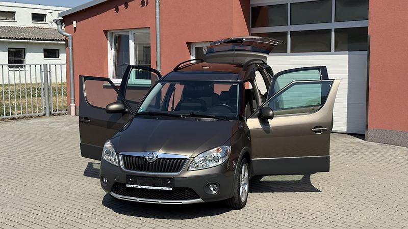 Škoda Roomster 1.2TSi*63kW*SCOUT*STYLE*PĚKNÝ* - fotka 21 z 23