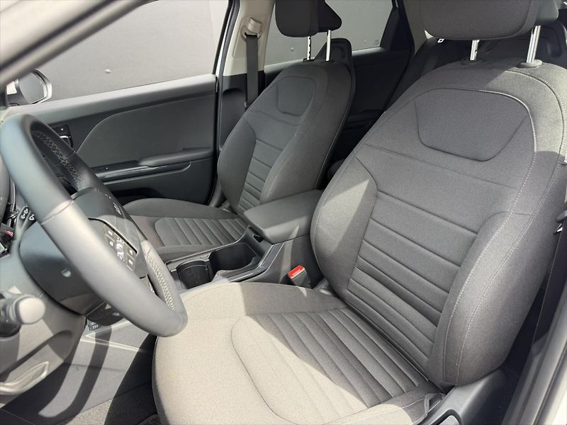 Kia K4 1,0 T-GDi Exlclusive 17 - fotka 10 z 12