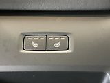 Volvo XC60 B5 AWD Plus Dark-REZERVACE - náhled 21