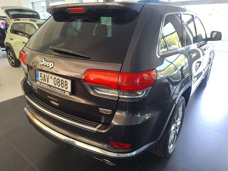 Jeep Grand Cherokee 3,0 V6 SUMMIT - fotka 6 z 20