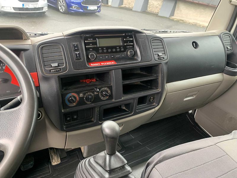 Nissan Cabstar NT400 2.5 dCi 100 kW SKLÁPĚČ - fotka 13 z 17