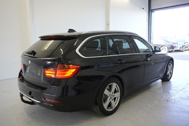 BMW Řada 3 3,0 XDRIVE AUT. - fotka 5 z 28