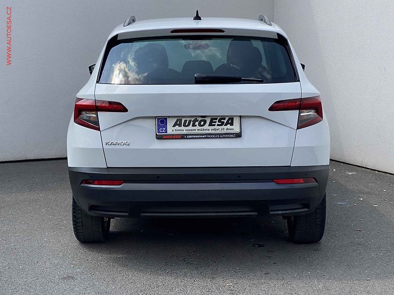 Škoda Karoq (2019) 1.5 TSi, Style, DSG, navi - fotka 5 z 18