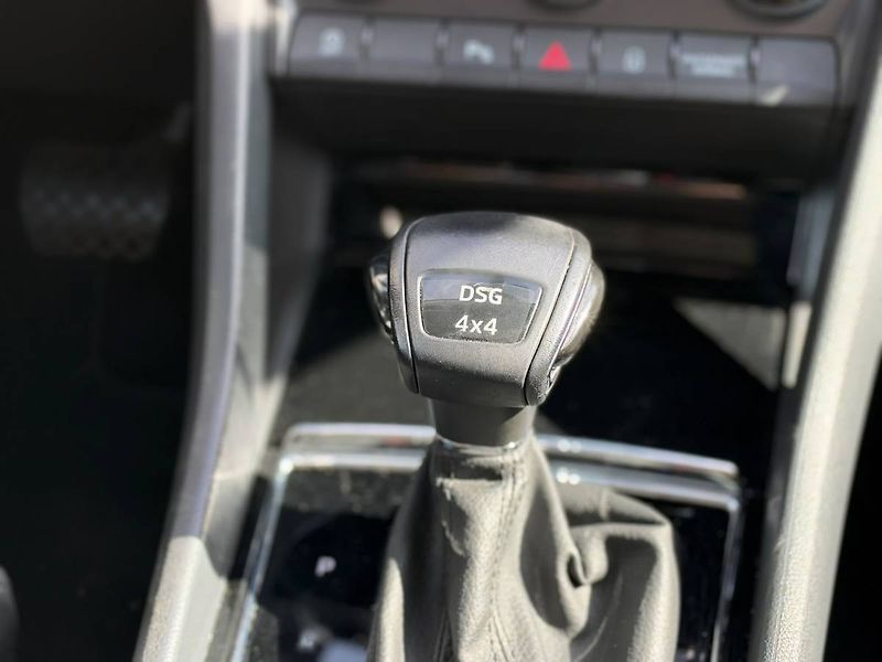 Škoda Karoq Style 2,0 TDI 110 kW 4x4 7° DS - fotka 12 z 29