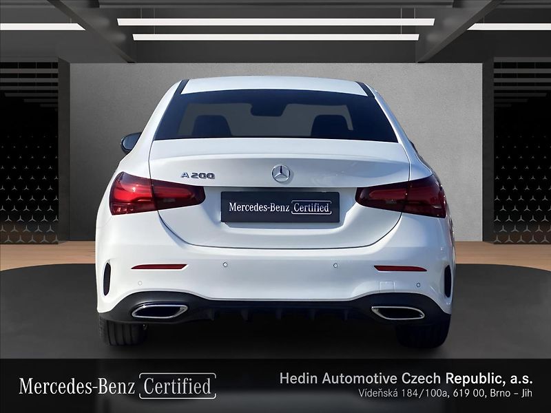 Mercedes-Benz Třídy A A 200 AMG sedan - fotka 4 z 27