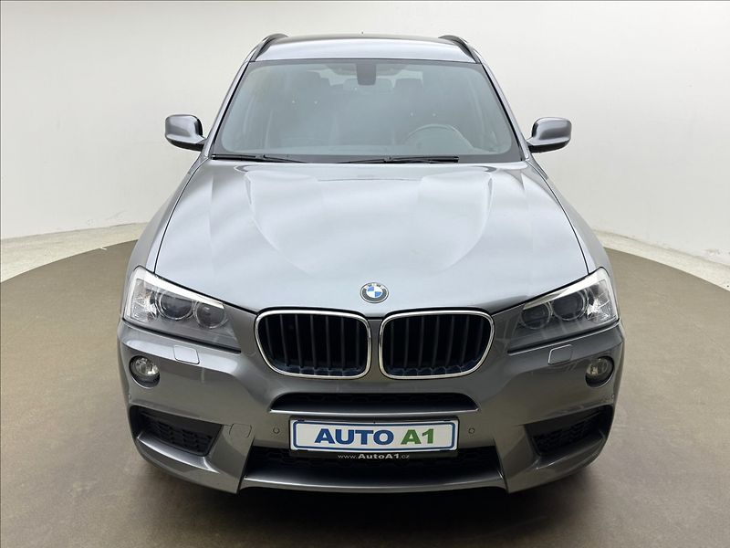 BMW X3 2,0 4X4 DPH M 2XKOLA NAVI ČR - fotka 2 z 36