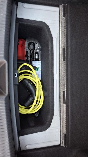 Volkswagen ID.4 ID4-PURE-125KW-ALU - fotka 26 z 26