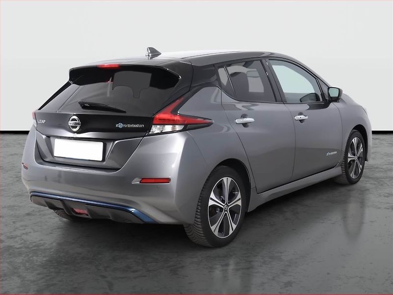 Nissan Leaf (2022) 40 kWh, SoH 89%, Automat - fotka 5 z 18