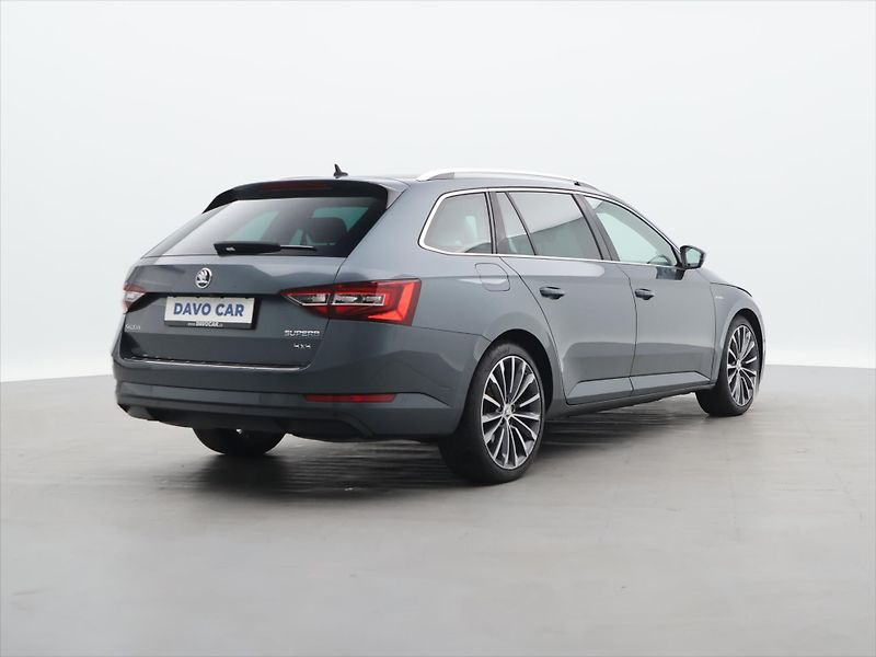 Škoda Superb 2,0 TDI 110kW 4x4 CZ L&K - fotka 7 z 36