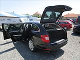 Škoda Superb Combi 2.0TDi 125kW Elegance - náhled 32