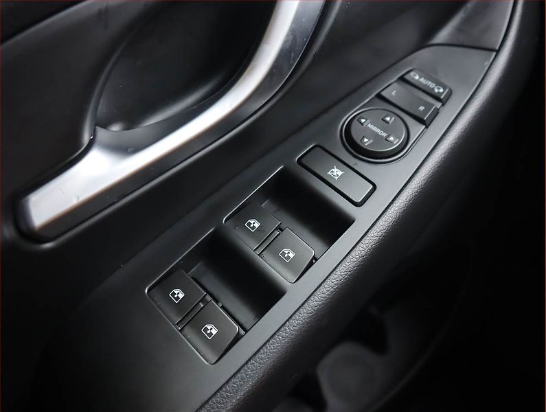 Hyundai i30 (2022) 1.5 DPI, Serv.kniha, Tempomat - fotka 13 z 18