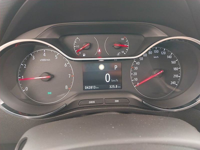 Opel Crossland X (2018) Innovation 1.2 Turbo, Automat - fotka 11 z 20