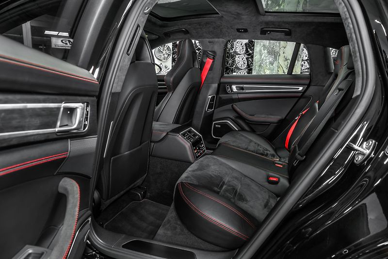 Porsche Panamera GTS PDLS+/BOSE/HUD/PASM/PANO/ - fotka 14 z 27