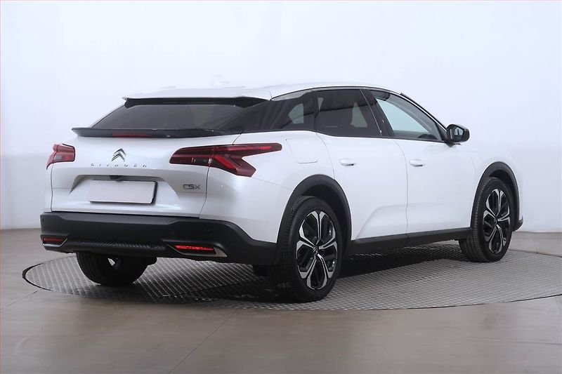 Citroën C5 X (2022) 1.6 PureTech, Automat - fotka 5 z 24