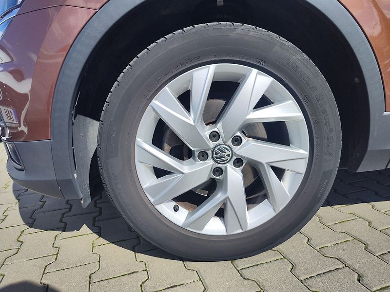 Volkswagen Tiguan Allspace 2.0 TDI/110kW Highline 4x4 - fotka 38 z 38