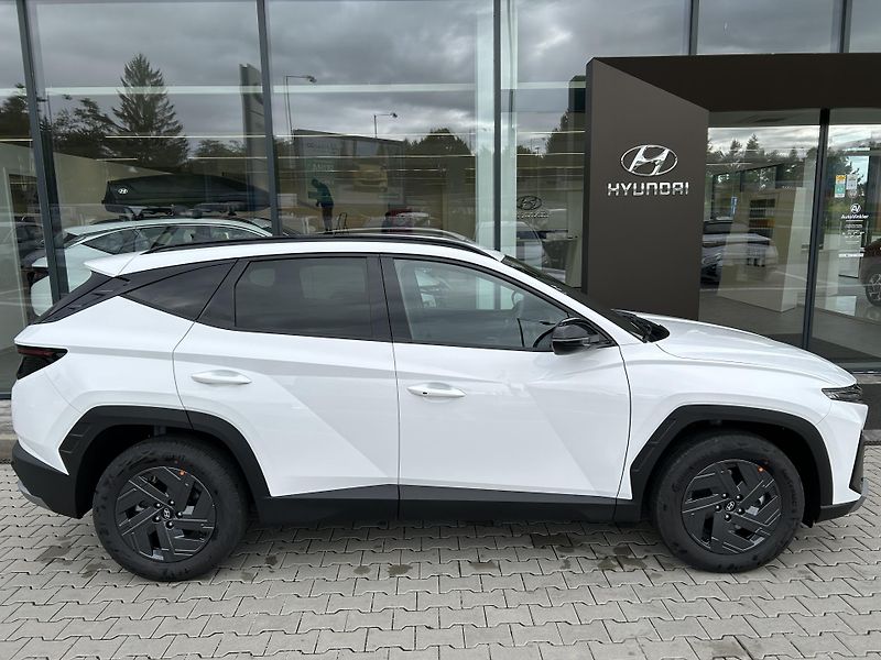 Hyundai Tucson 1,6T-GDI 110kW GO CZECH! FL - fotka 3 z 30