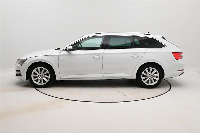 Škoda Superb 2,0 TDI 147 kW DSG 4x4 Style Z - fotka 8 z 30