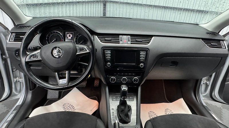 Škoda Octavia (2015) SCOUT - fotka 9 z 27