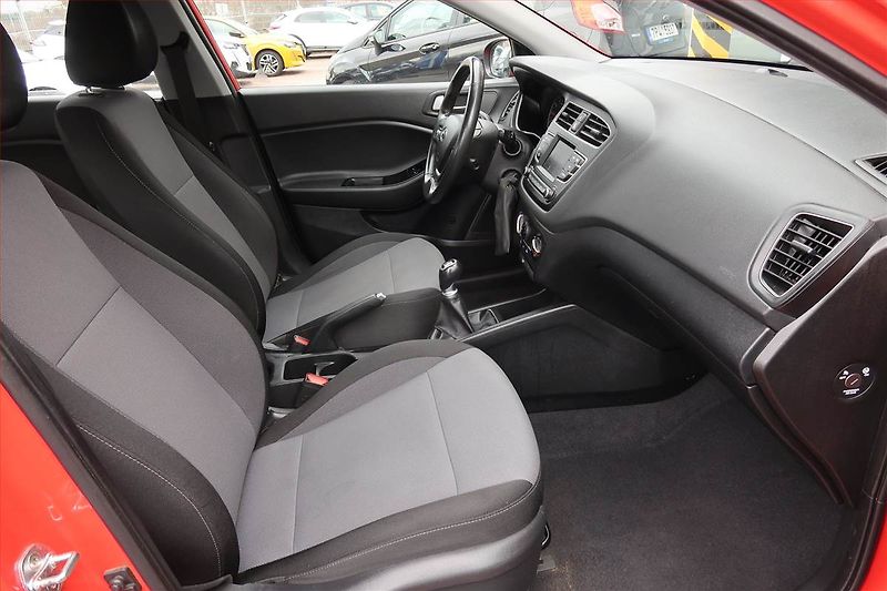Hyundai i20 (2019) 1.2, ČR,1.maj, Serv.kniha - fotka 9 z 15
