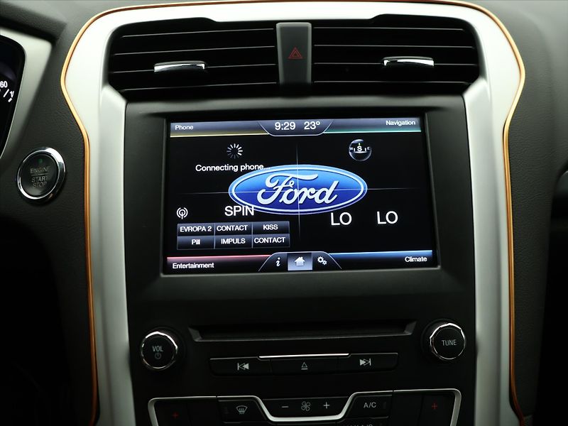 Ford Mondeo 2.0 TDCi 132kW Trend - fotka 20 z 31