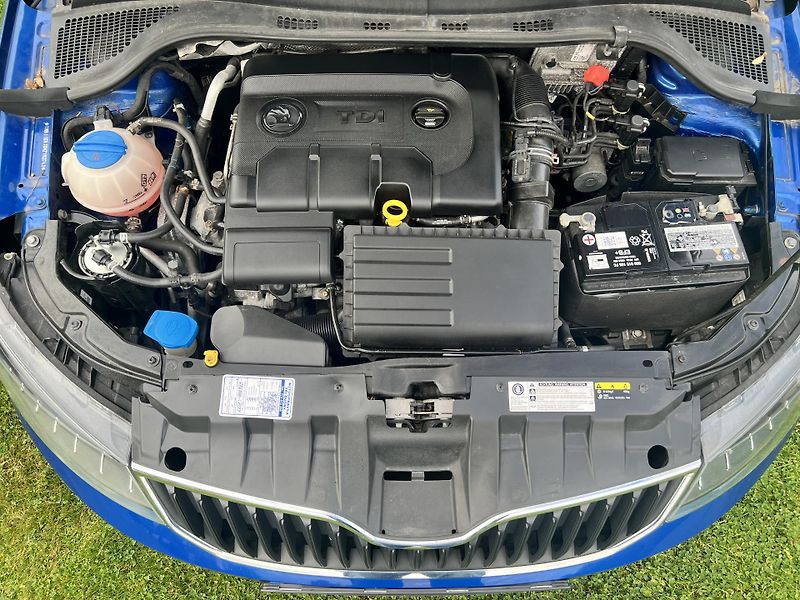 Škoda Fabia 1.4TDI 66KW,DSG,FRONT ASSIST - fotka 41 z 46
